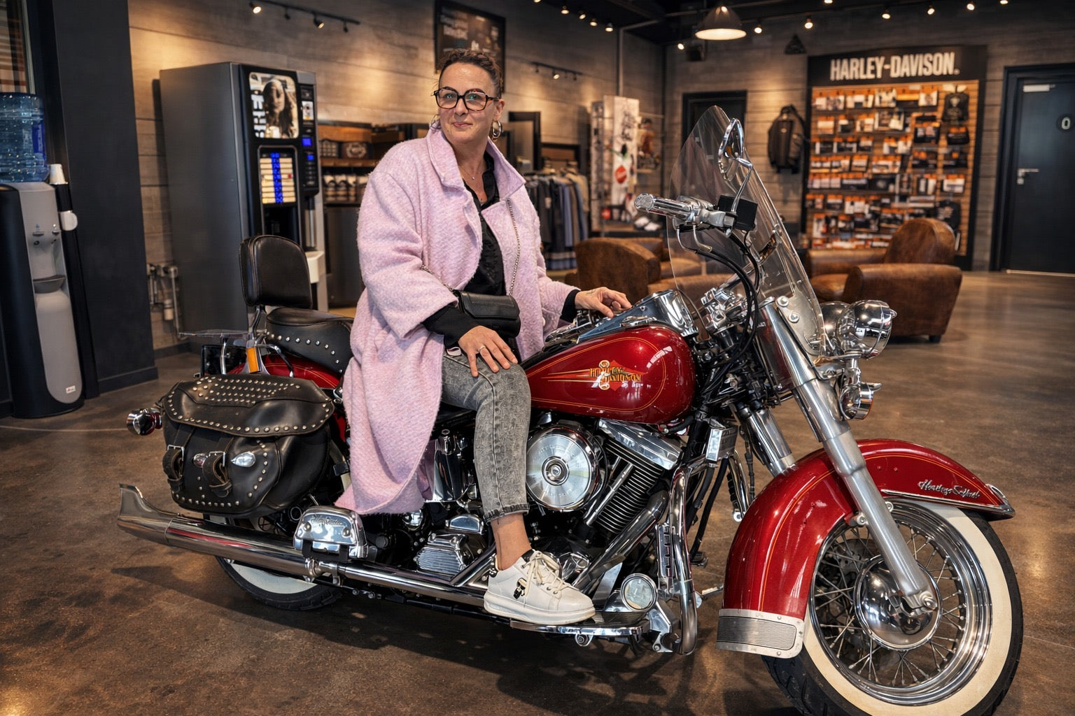 🏆 Charlène remporte la Harley-Davidson Héritage 1340 — Quand le rêve devient réalité